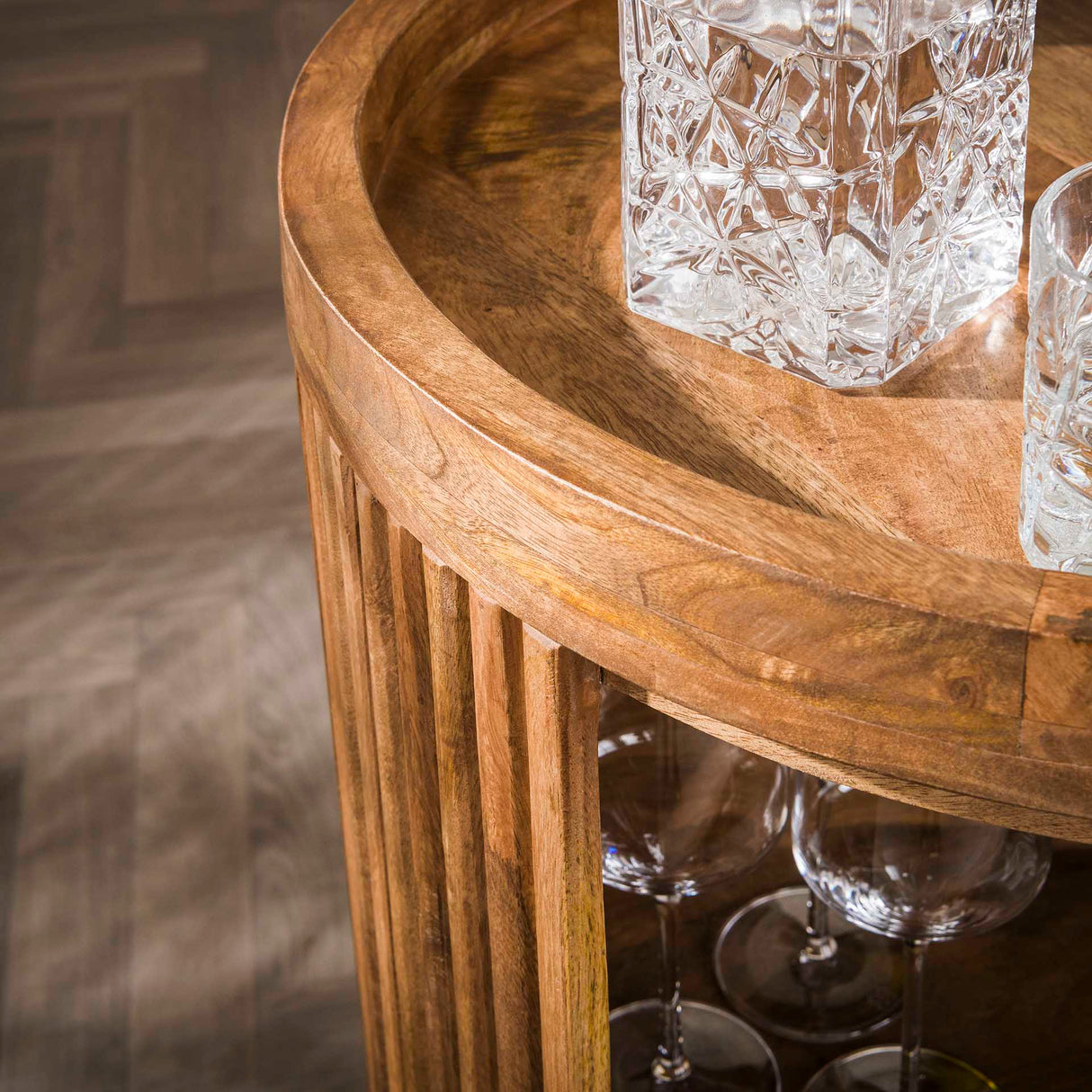 Chariot de bar Bois de manguier couleur sable sur roues