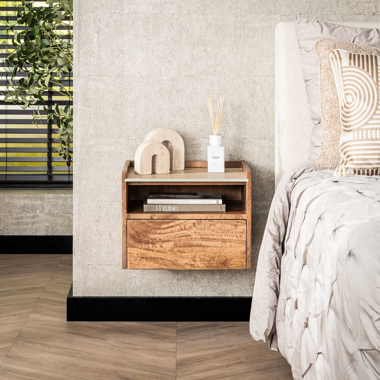 Orto Niche de nuit suspendue 1 tiroir 1 compartiment Bois de manguier Céramique