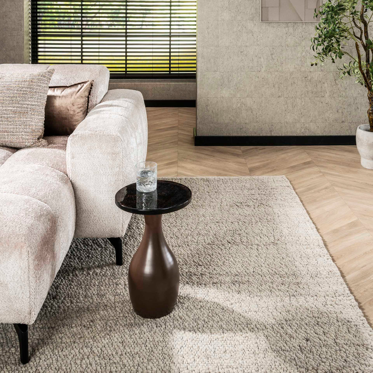 Table d'appoint Vesta en forme de goutte - Cuivre antique - 30x30x45 cm