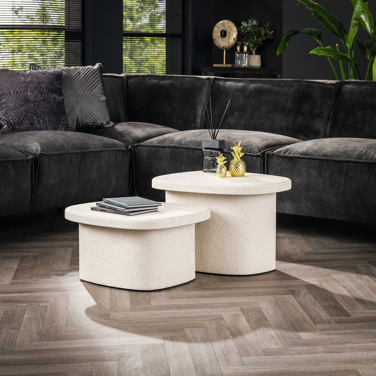 Ensemble de 2 tables basses en composite de marbre organique Zaya