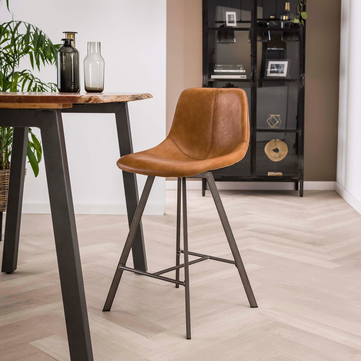 Ensemble de 4 tabourets de bar Siena Saddle PU brun