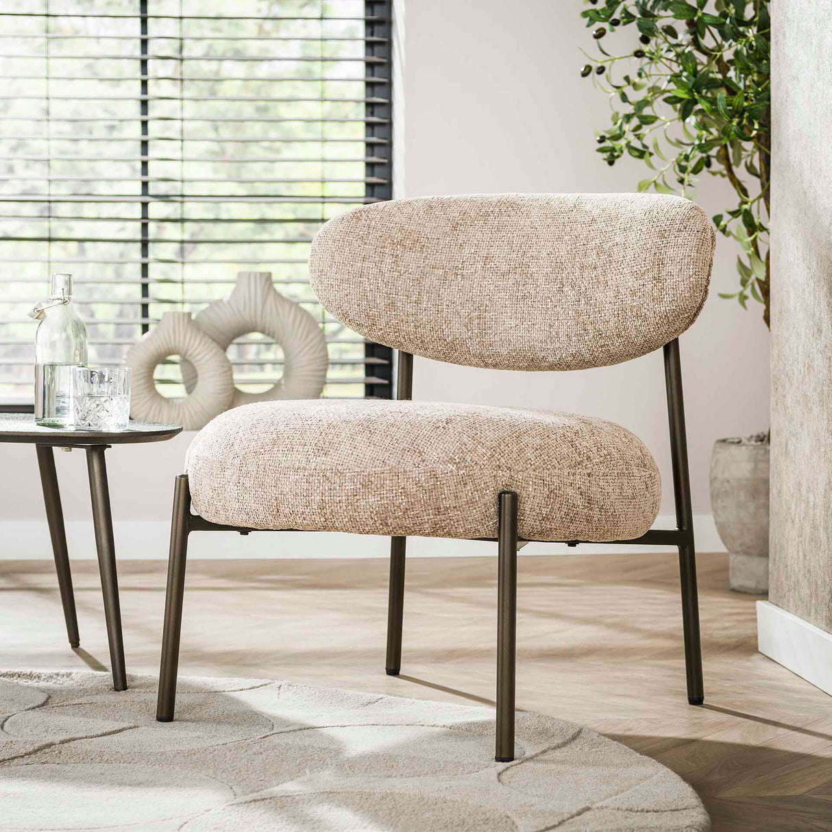 Fauteuil scandinave rond tissu mélangé beige Nova