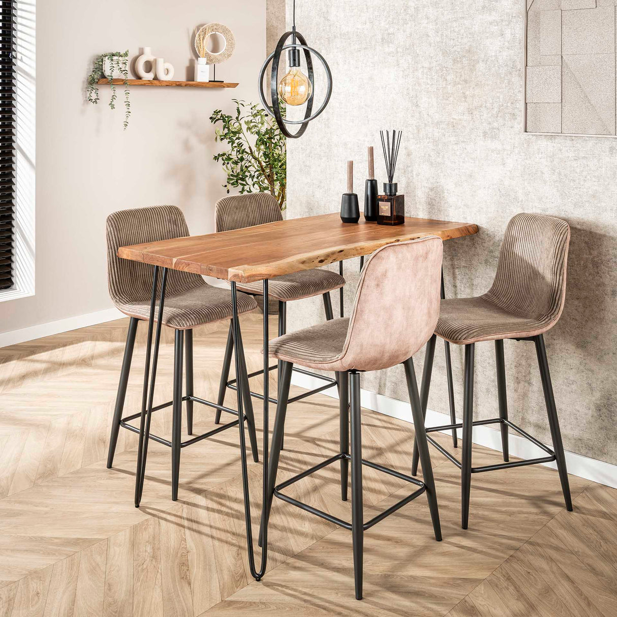 Tabouret de bar moderne Lento Rib Rock en tissu avec texture de sable et rayures