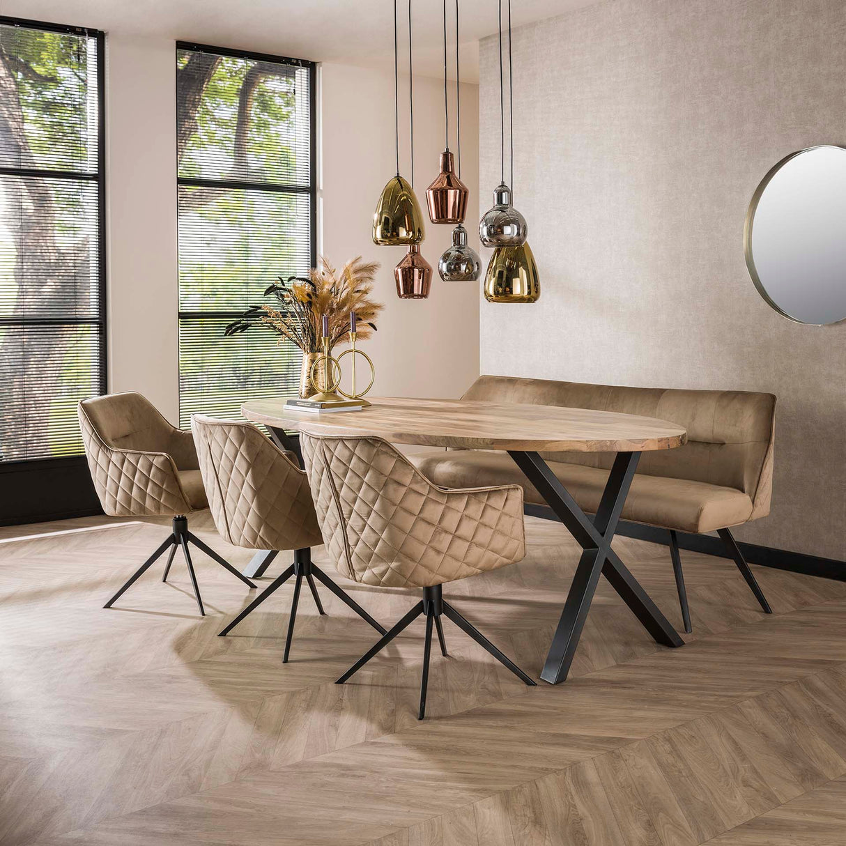 Ensemble de 2 chaises de salle à manger Chia Velvet Champagne pivotantes