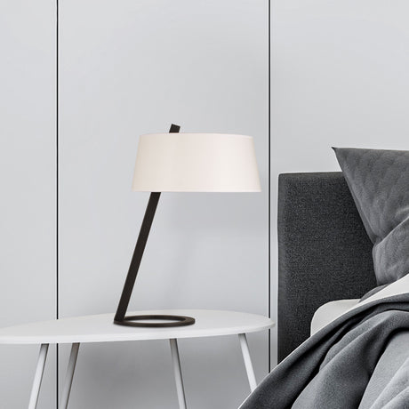 Lampe de table blanche en métal Ascent