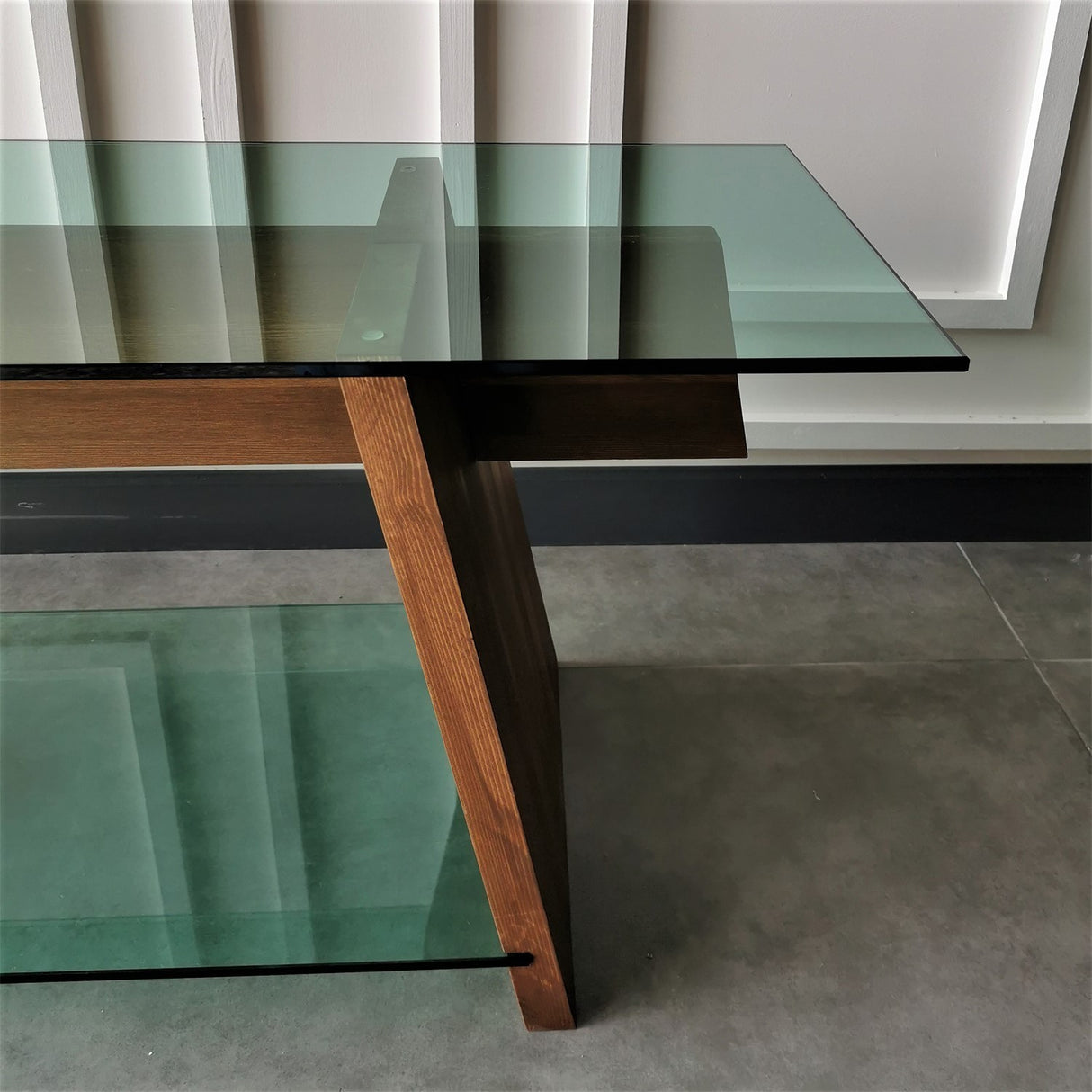 TV Meubels - TV Meubel Coral Walnoot Groen Glas 158x45x40 cm - Dimehouse