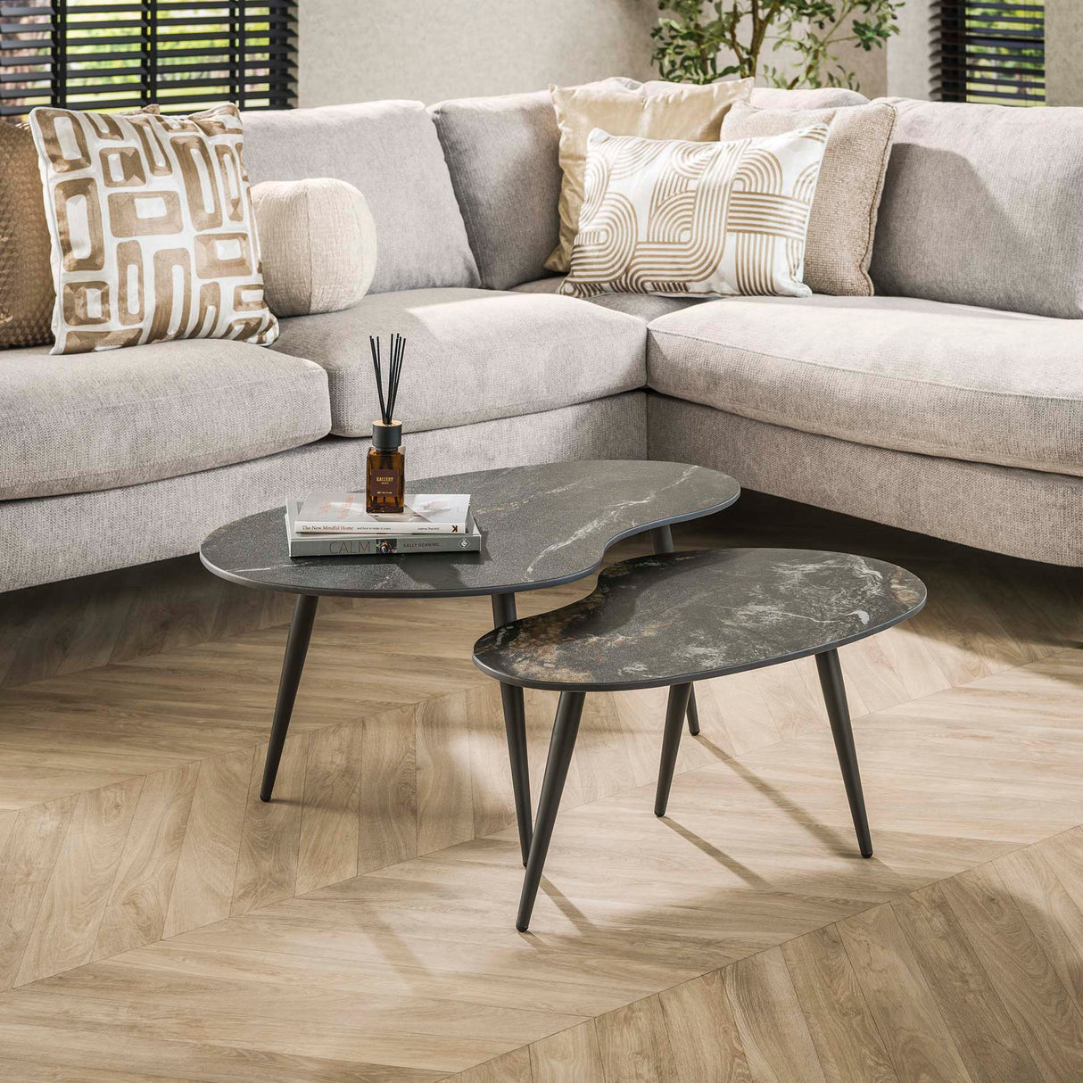 Niora Ensemble de tables basses en forme de niora, 2 pièces, céramique Fossil Noir