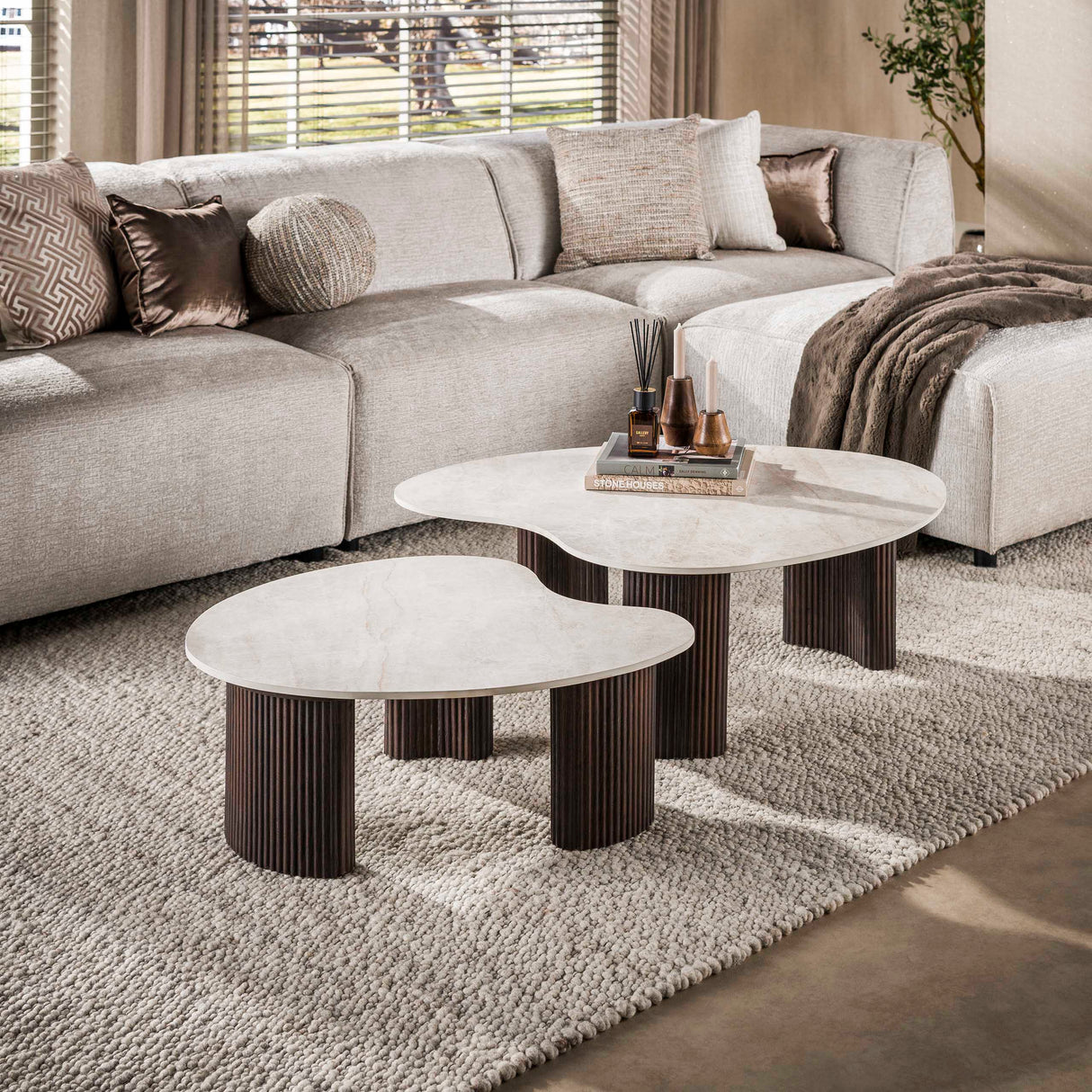 Lot de 2 tables basses bio Cruz - céramique Taj Mahal aspect bois marron foncé nervuré