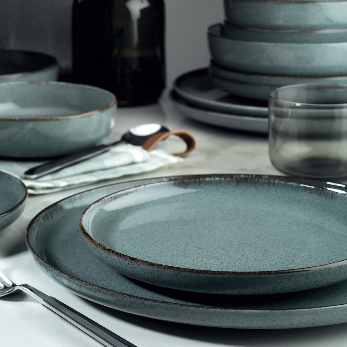 MOD24Y2730P01 - Bleu 100% PORCELAINE