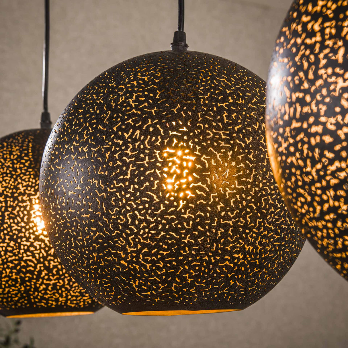 Lampe à suspension Zeno 4 lumières Ø25 métal noir