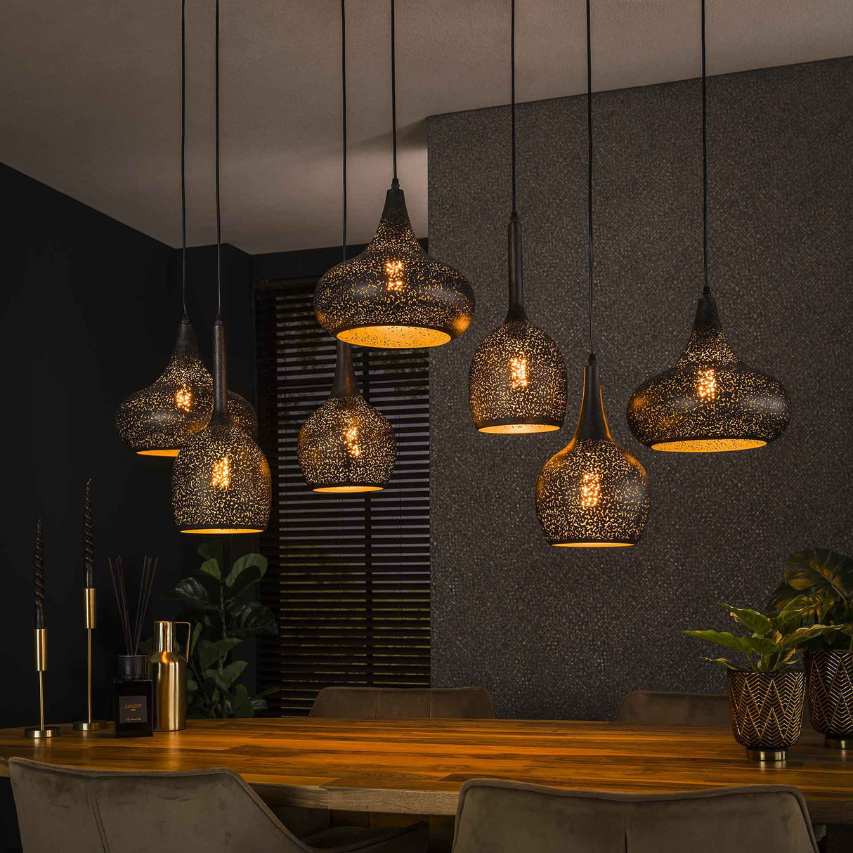 Lampe suspendue Zeno 7 lumières métal noir