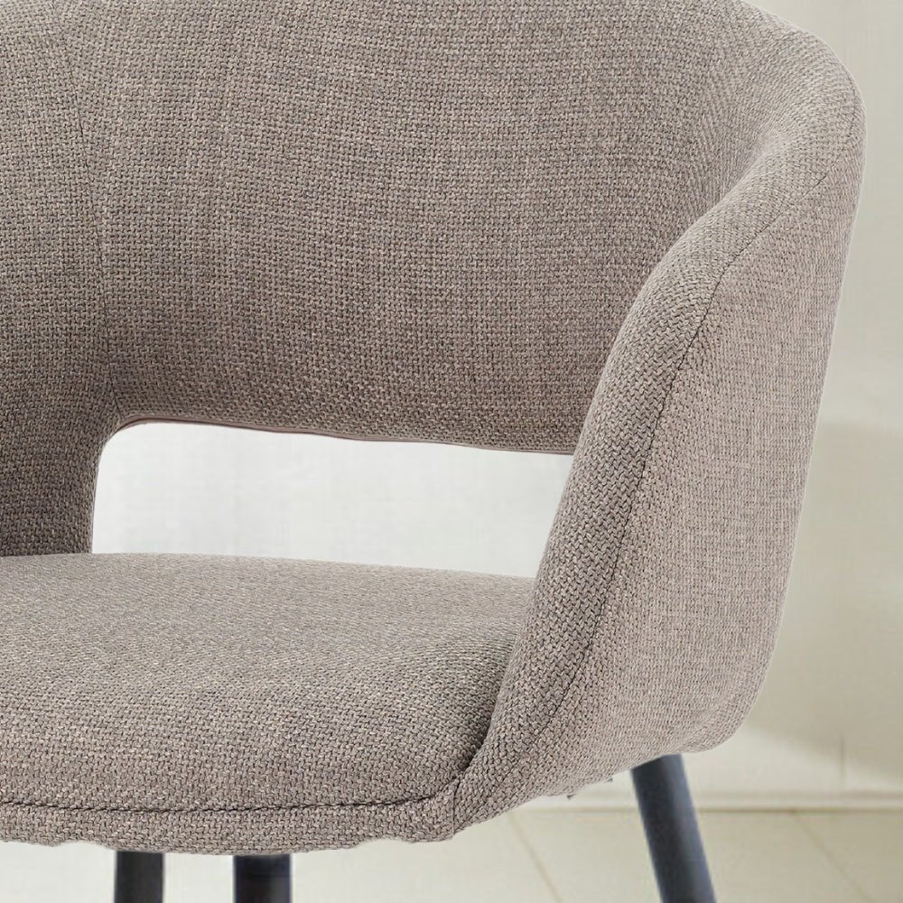 Ensemble de 4 chaises de salle à manger scandinaves en tissu taupe Don - Avec accoudoirs