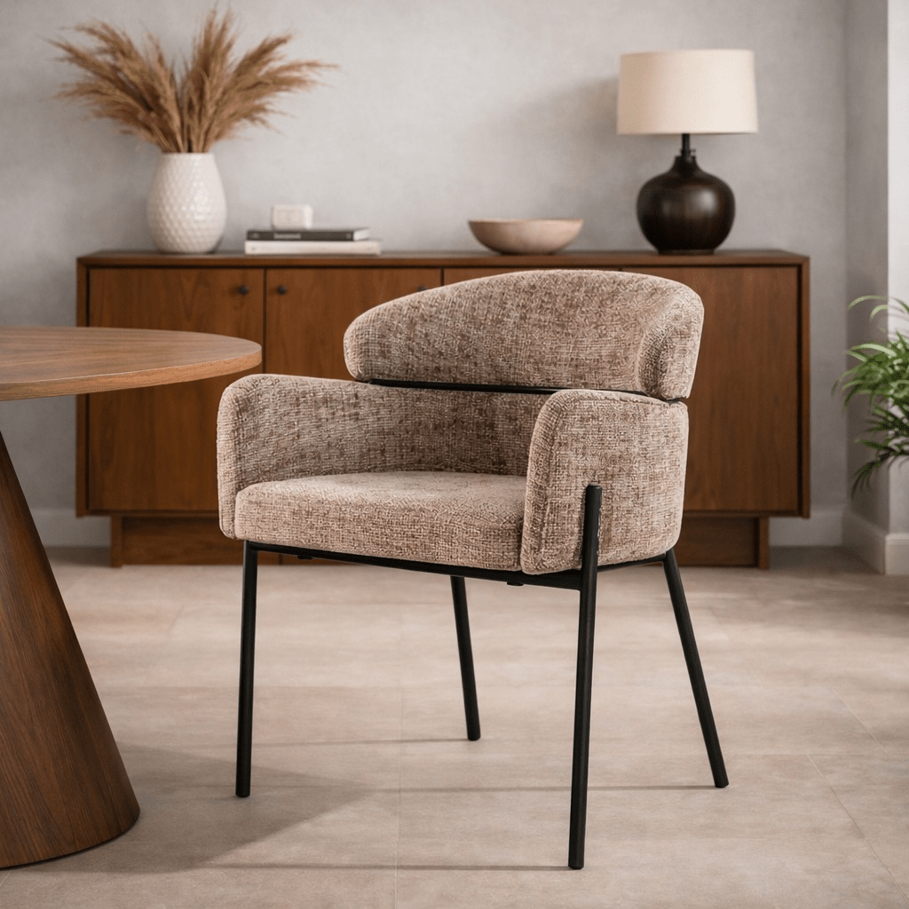 Chaise de salle à manger Lola en tissu Bouclé Champagne avec dossier rond et bras