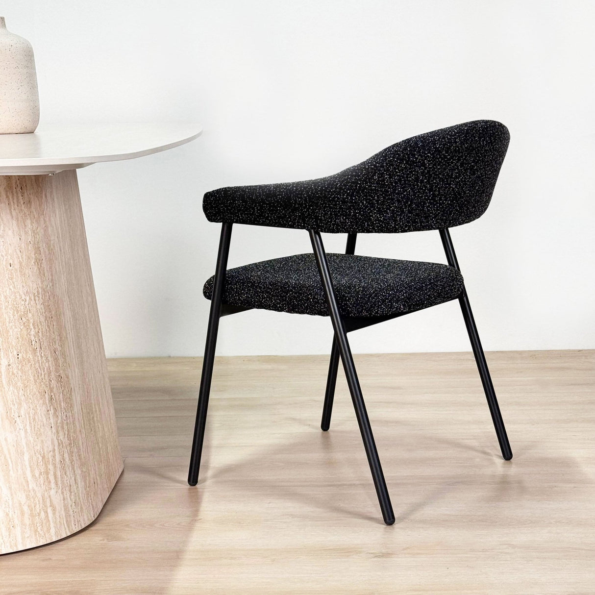 Chaise de salle à manger Bouclés Beige Lisa - Cadre Noir