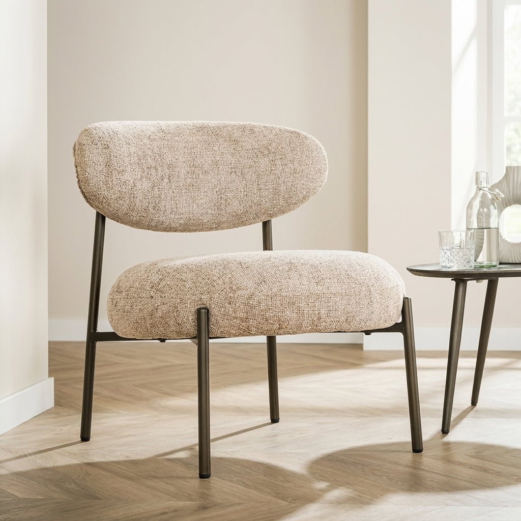 Fauteuil Nova rond en tissu couleur sable photo d'ambiance dans un intérieur moderne