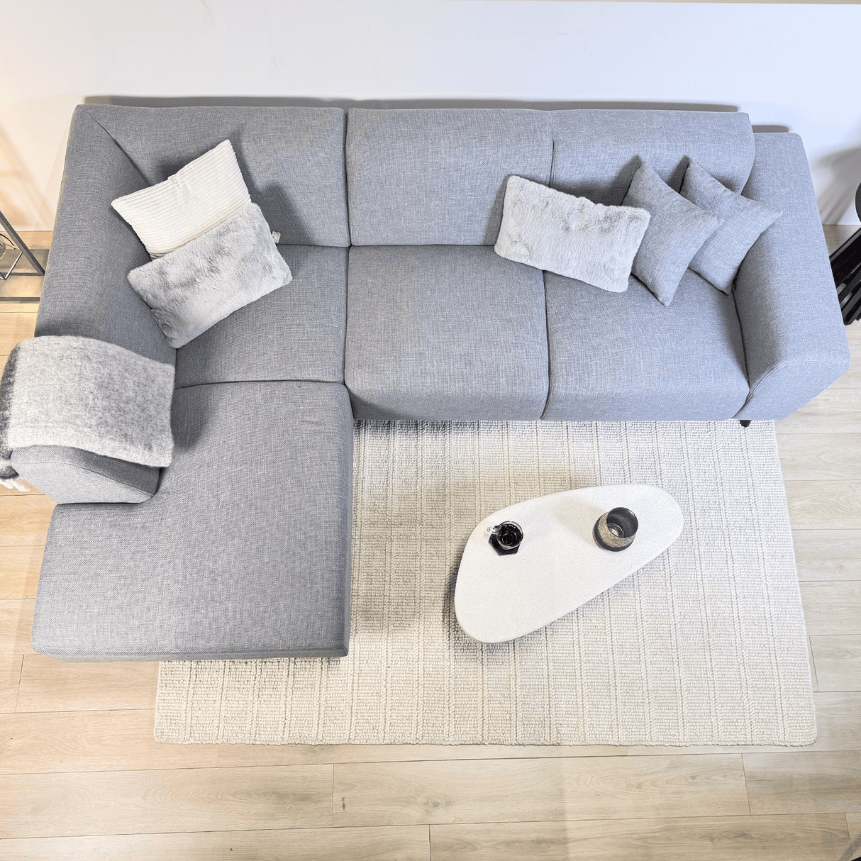 Canapé d'angle avec lounge compacte en tissu recyclé gris bleu Moby - gauche