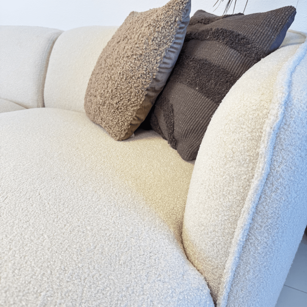 Canapé d'angle forme organique crème bouclée Sophie - droit