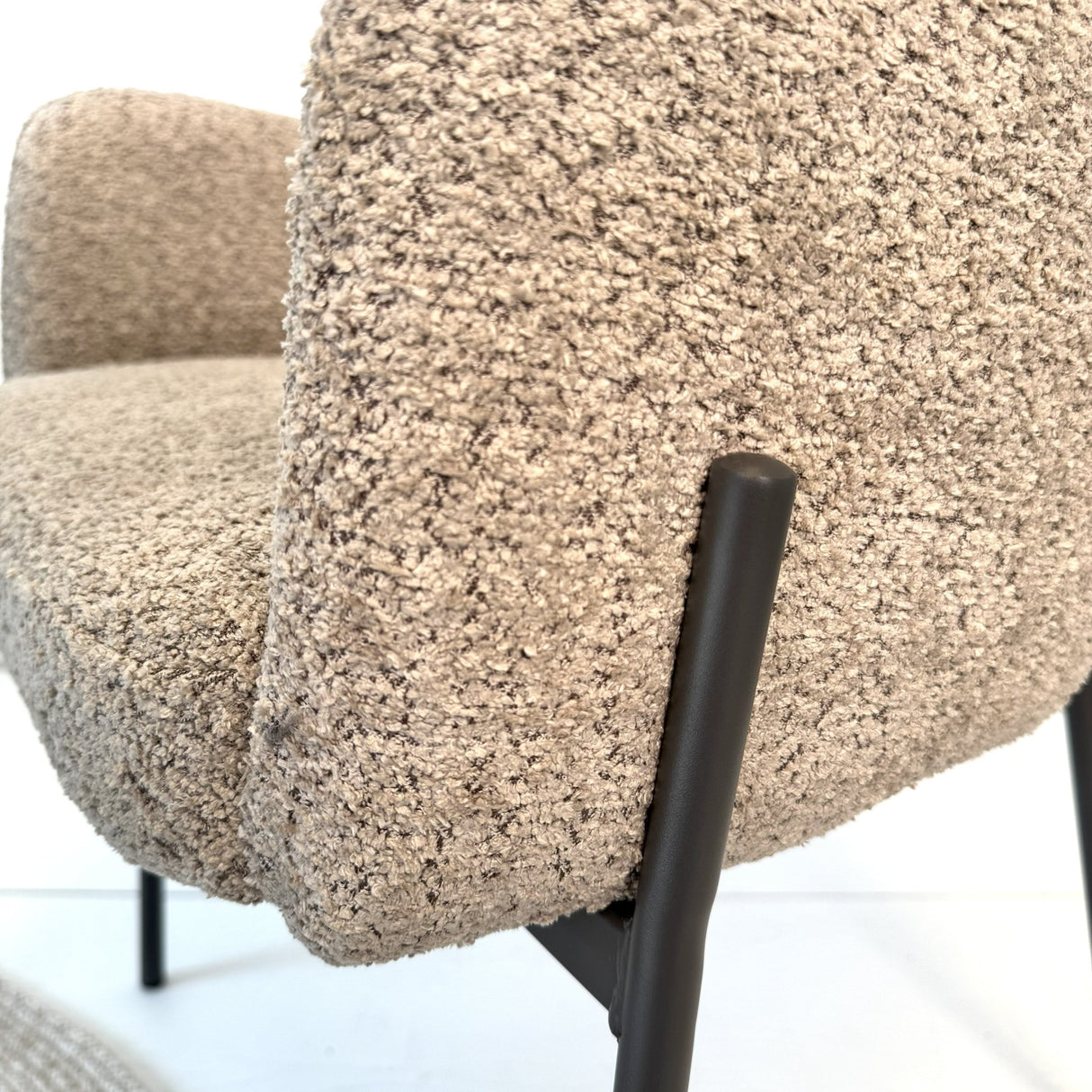 Chaise de salle à manger Bouclé Beige - Japandi - formes rondes - Lola