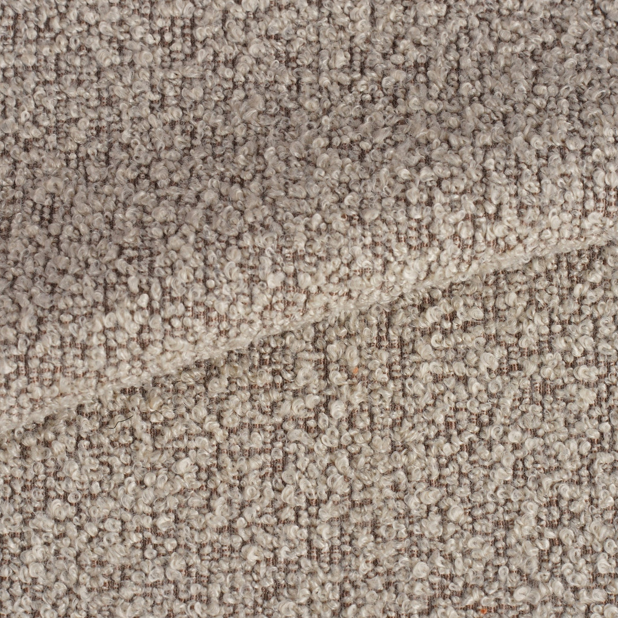 Ensemble de 4 chaises de salle à manger scandinaves en tissu bouclé Latte Swift - Sans accoudoirs