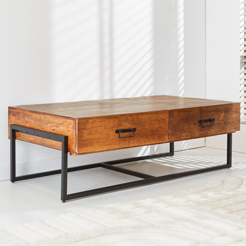 Meuble TV Emma Dimehouse Marron LxlxH 148x82x52 Bois de manguier Détail de la photo d'ambiance