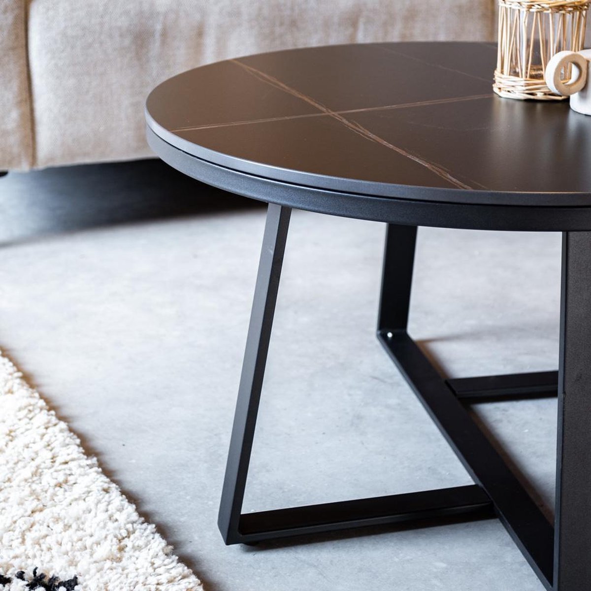 Ensemble de 2 tables basses Tanner rondes en marbre noir