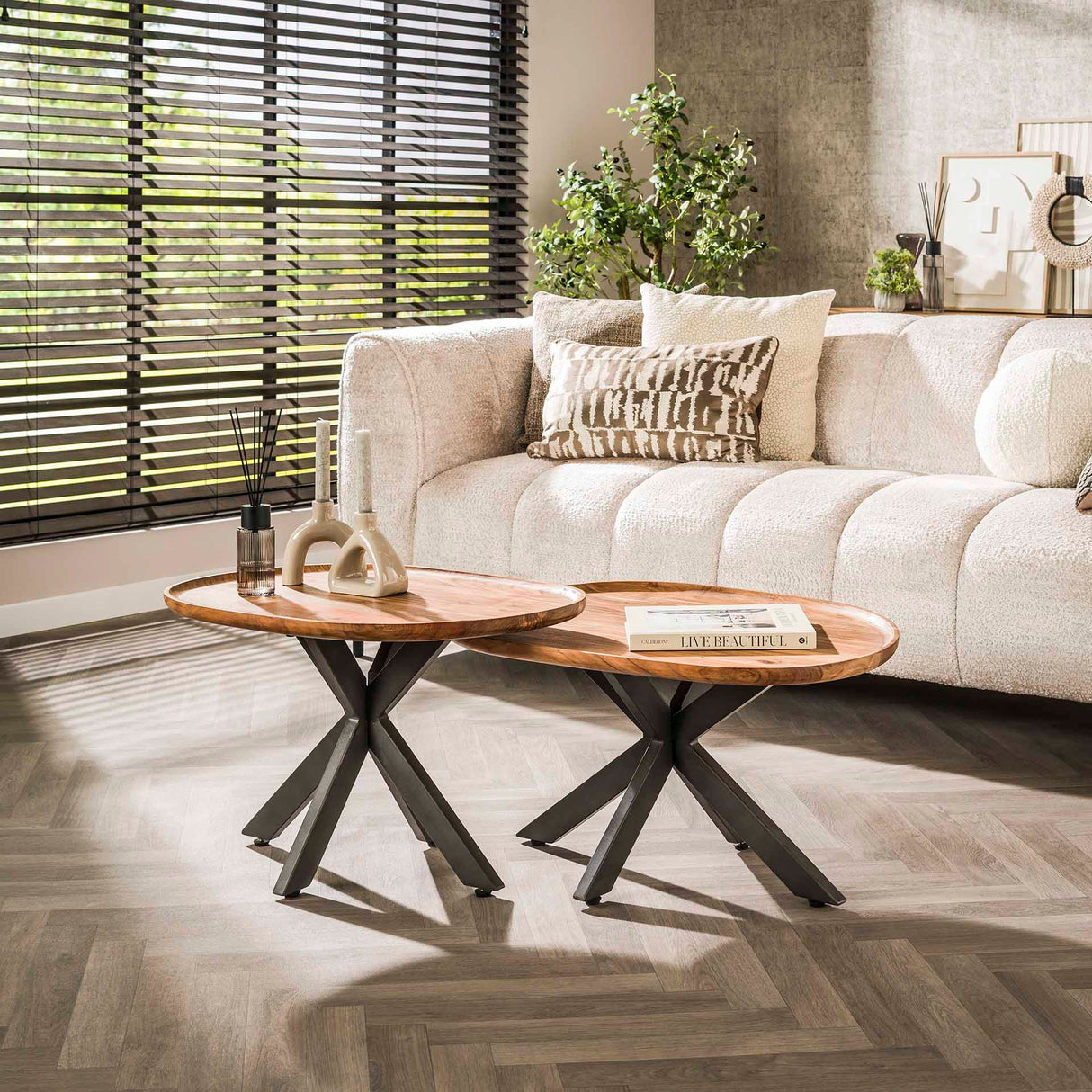 Ensemble de tables basses Luna Ø70 & Ø48 en acacia massif 