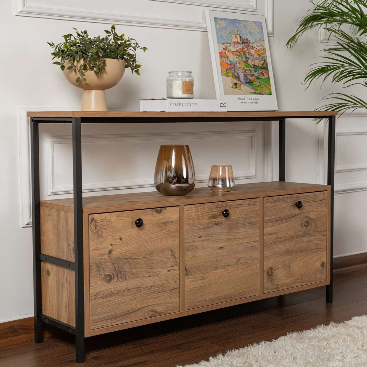 Dressoir Atlantisch Dennenhout Saloce - Zwart Frame - Drie Vakken - 120x77 cm