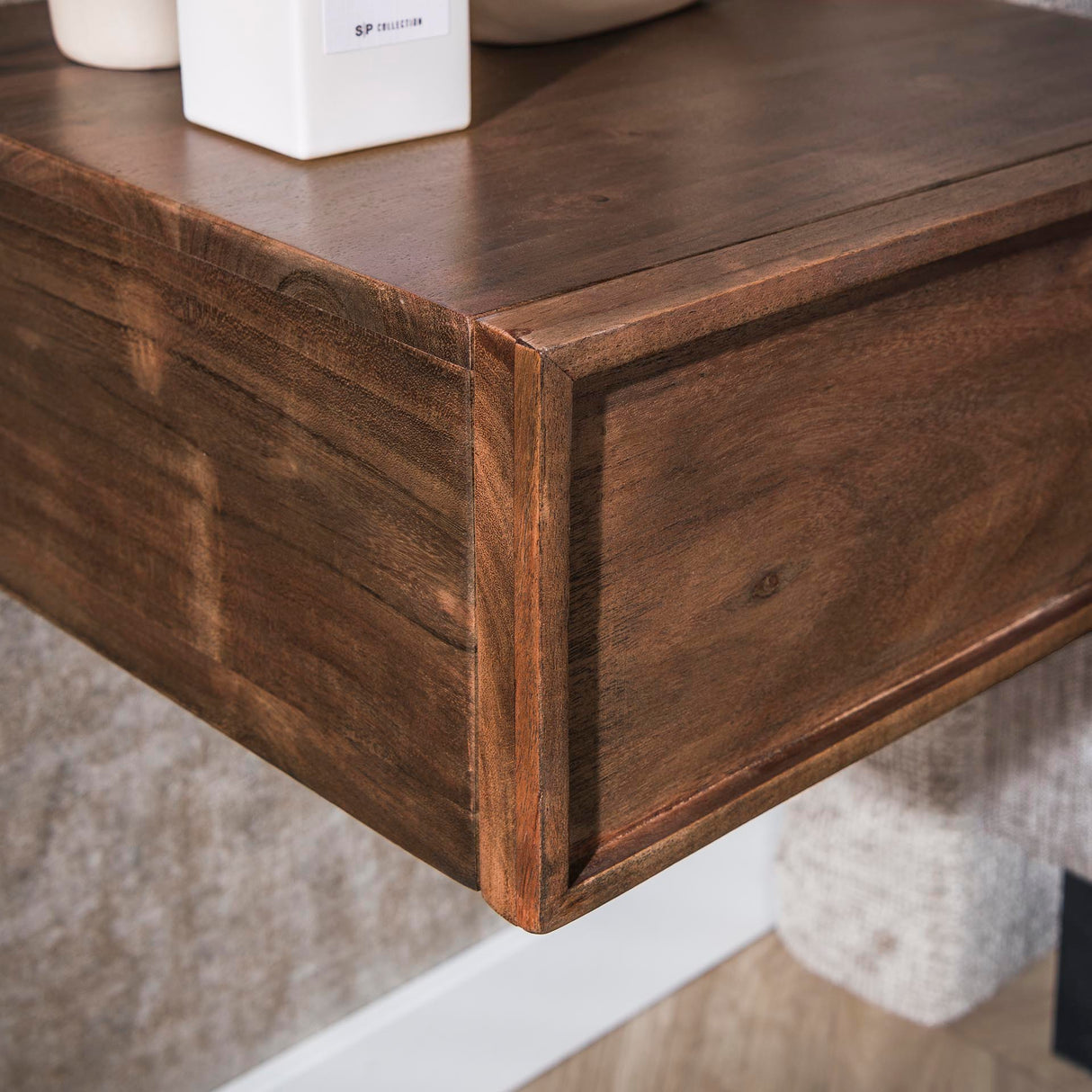 Table de chevet flottant en acacia drift brown industriel 