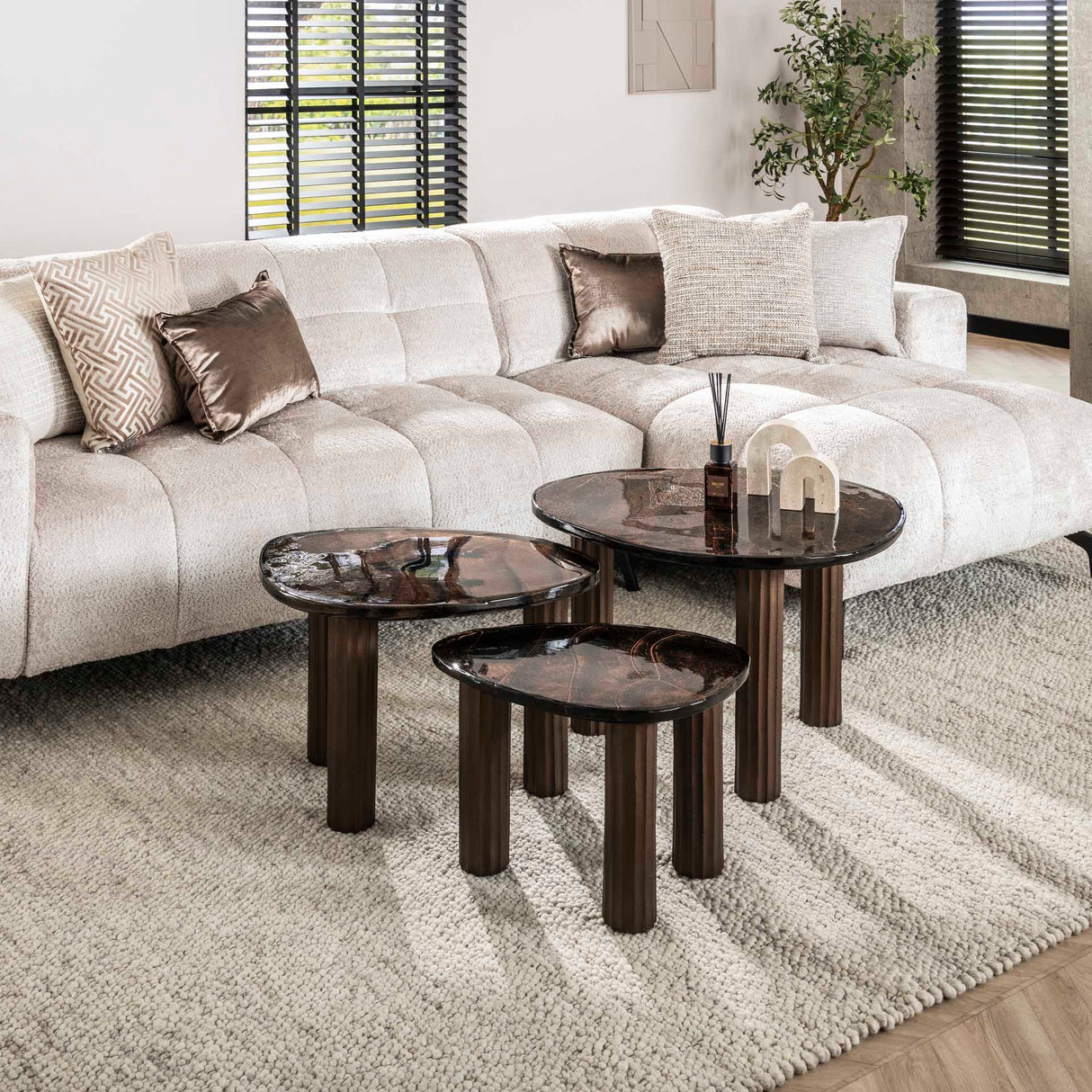 Table basse Vesta L cuivre antique 70x59 cm 