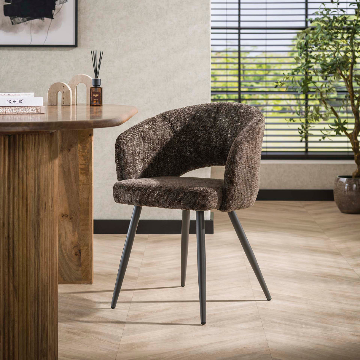 Ensemble de 2 chaises de salle à manger Cargo en tissu brun 