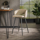 Tabouret de bar moderne Zand Alba en tissu bouclé 