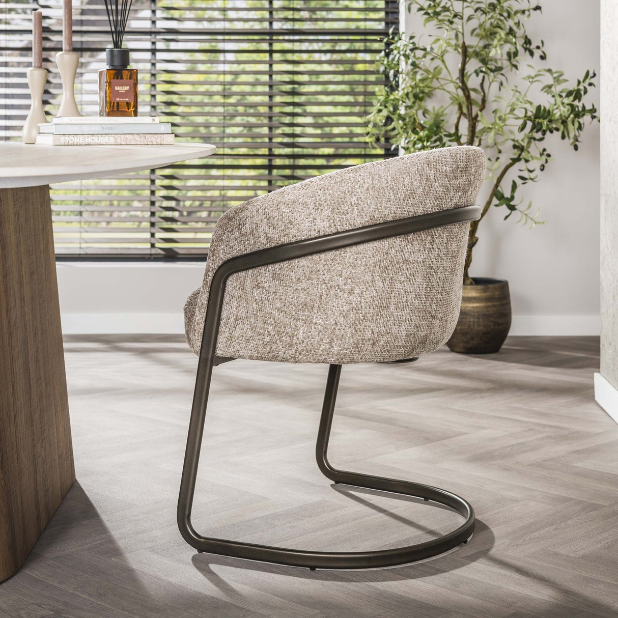 Eetkamerstoelen - Set van 2 eetkamerstoelen Reno Hoven zand stof - Dimehouse