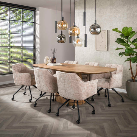 Eetkamerstoelen - Set van 2 Eetkamerstoelen Tova Stof Hoven Rich Zand Met Wieltjes - Dimehouse