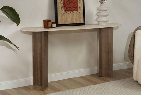 Table d'appoint ovale moderne avec plateau aspect travertin et base en mélamine noyer. Design minimaliste élégant.