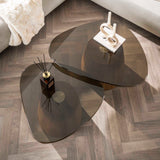 Ensemble de 2 tables basses triangulaires Marea en bronze et verre 91x71 cm 