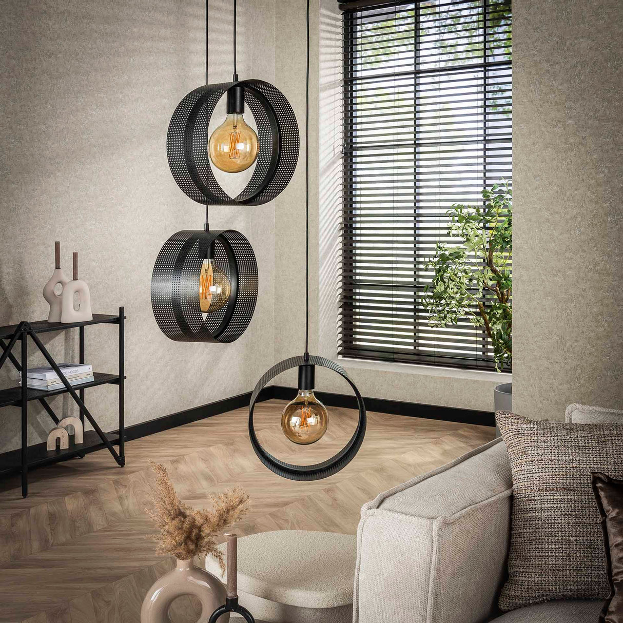 Suspension Fons 3 lumières en anneaux décalés métal noir 