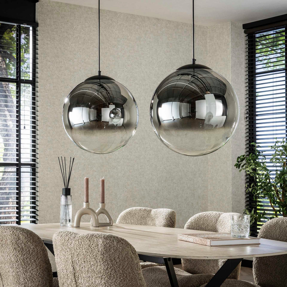 Lampe Suspendue Moderne Boule Ronde Juliette 2-lumières verre fumé 