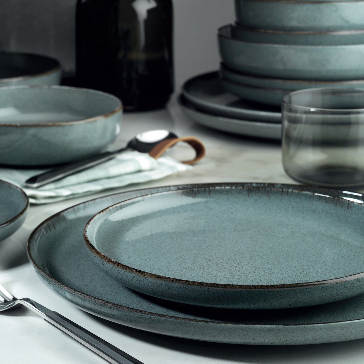 MOD18Y2730P01 - Bleu 100% PORCELAINE