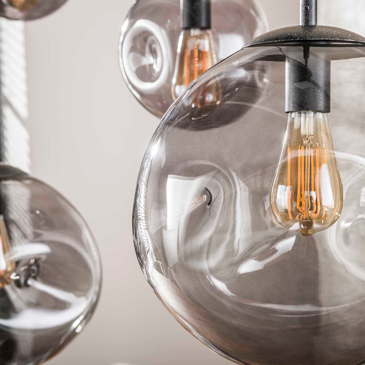 Suspension Industrielle Nova Noire 6-lumières Barre 135 cm 