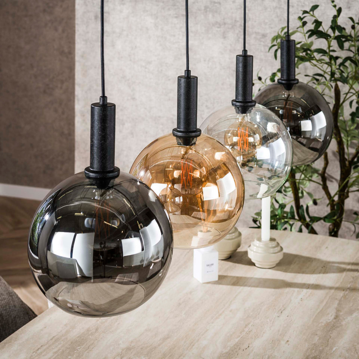 Suspension Valeo 4 lumières Métal Noir 135 cm 