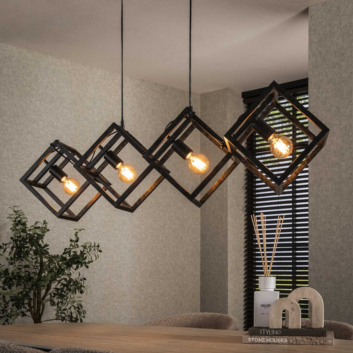 Suspension Drew 4 lumières cube noir 