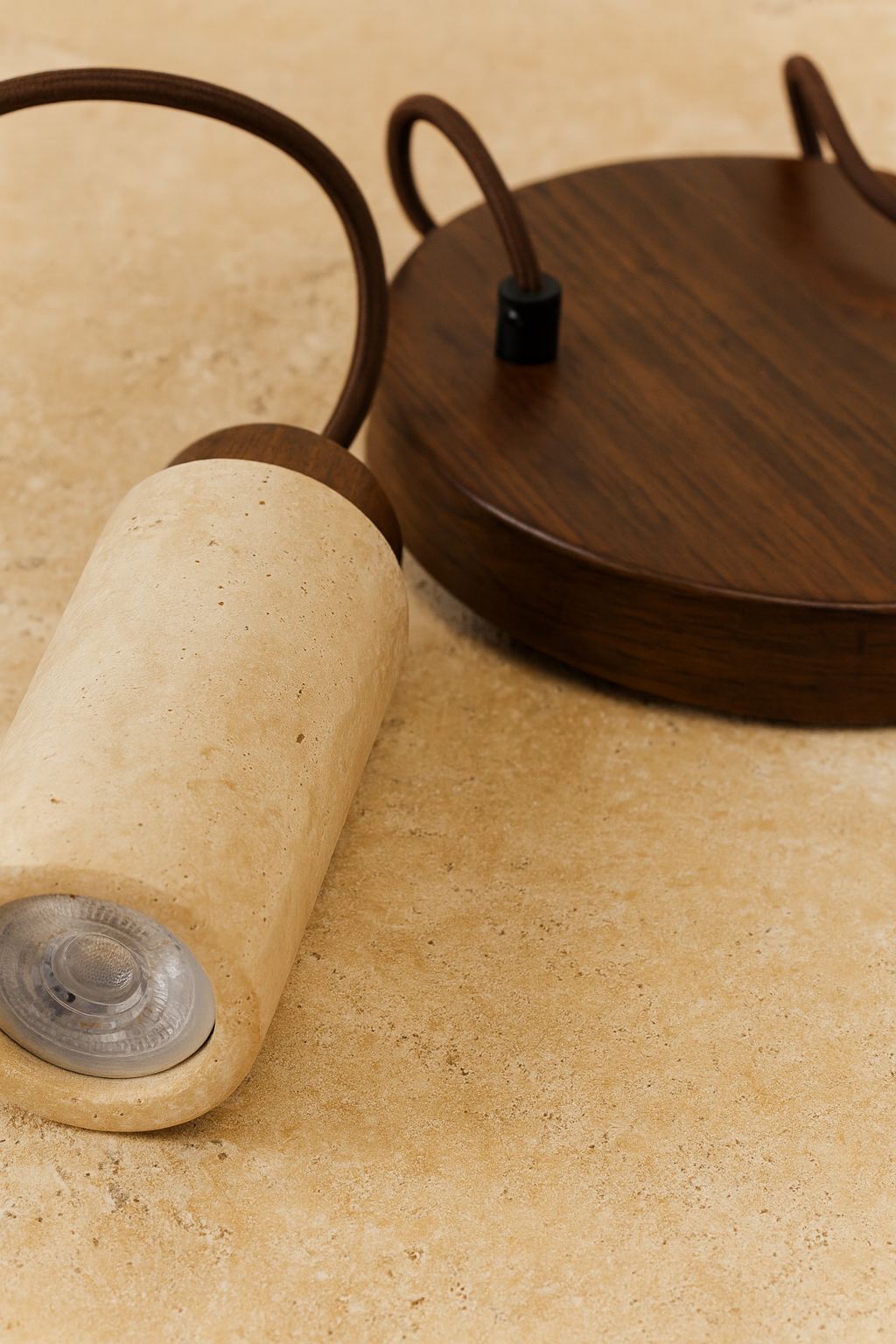 Babıl-B - Bouchon en Travertin Noyer Beige Noyer