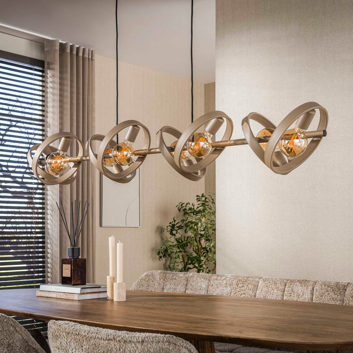 Lampe suspendue 8 lumières en métal beige ronde Otan