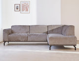 Canapé d'angle Chloe en velours taupe avec pieds hauts - côté droit 