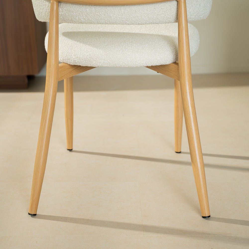 Chaises de salle à manger-Japandi Chaise de salle à manger Yuka Beige - Structure aspect chêne-Dimehouse