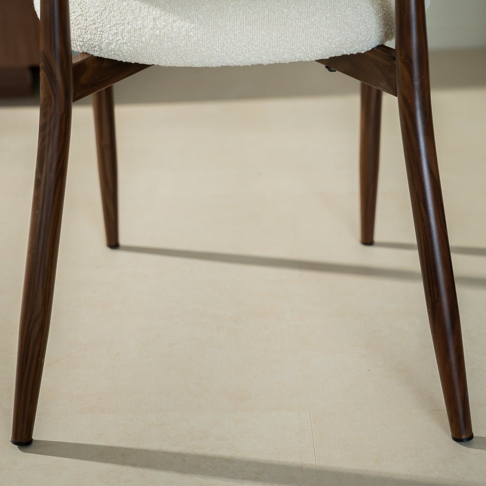 Chaises de salle à manger-Japandi Chaise de salle à manger Yuka Beige - Structure aspect noyer-Dimehouse