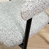 Ensemble de meubles complet : Table à manger Lea en pierre frittée aspect marbre travertin - cadre en noyer + 4 chaises de salle à manger Lisa en bouclé gris 