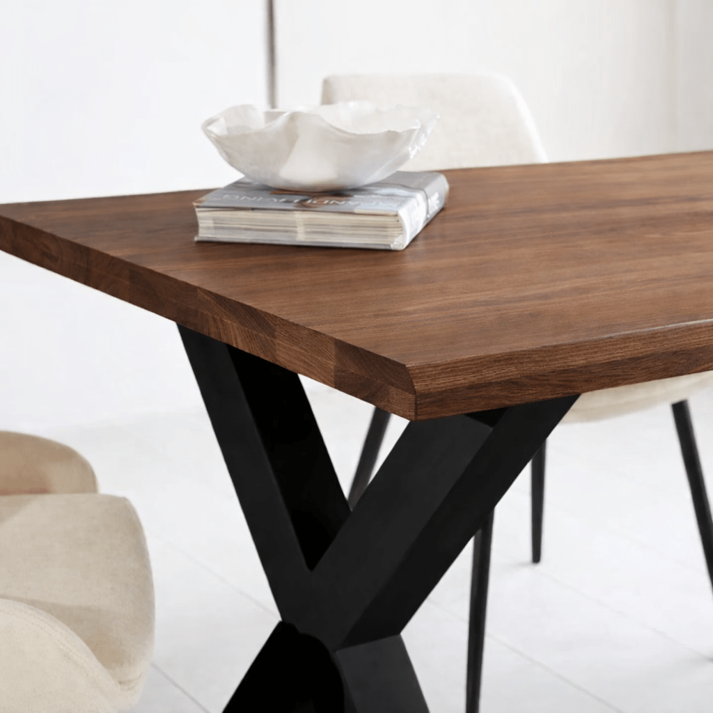 Table à manger Chêne Massif finition Noyer - 160x80 - Pied en X Noir - Kumo