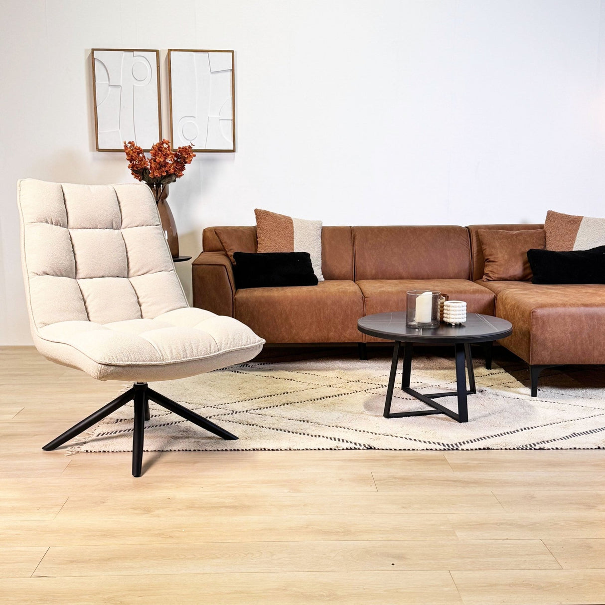 Fauteuil pivotant Yuki Beige Bouclé 360° 
