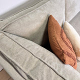 Canapé d'angle avec chaise longue beige en chenille Yara - gauche 